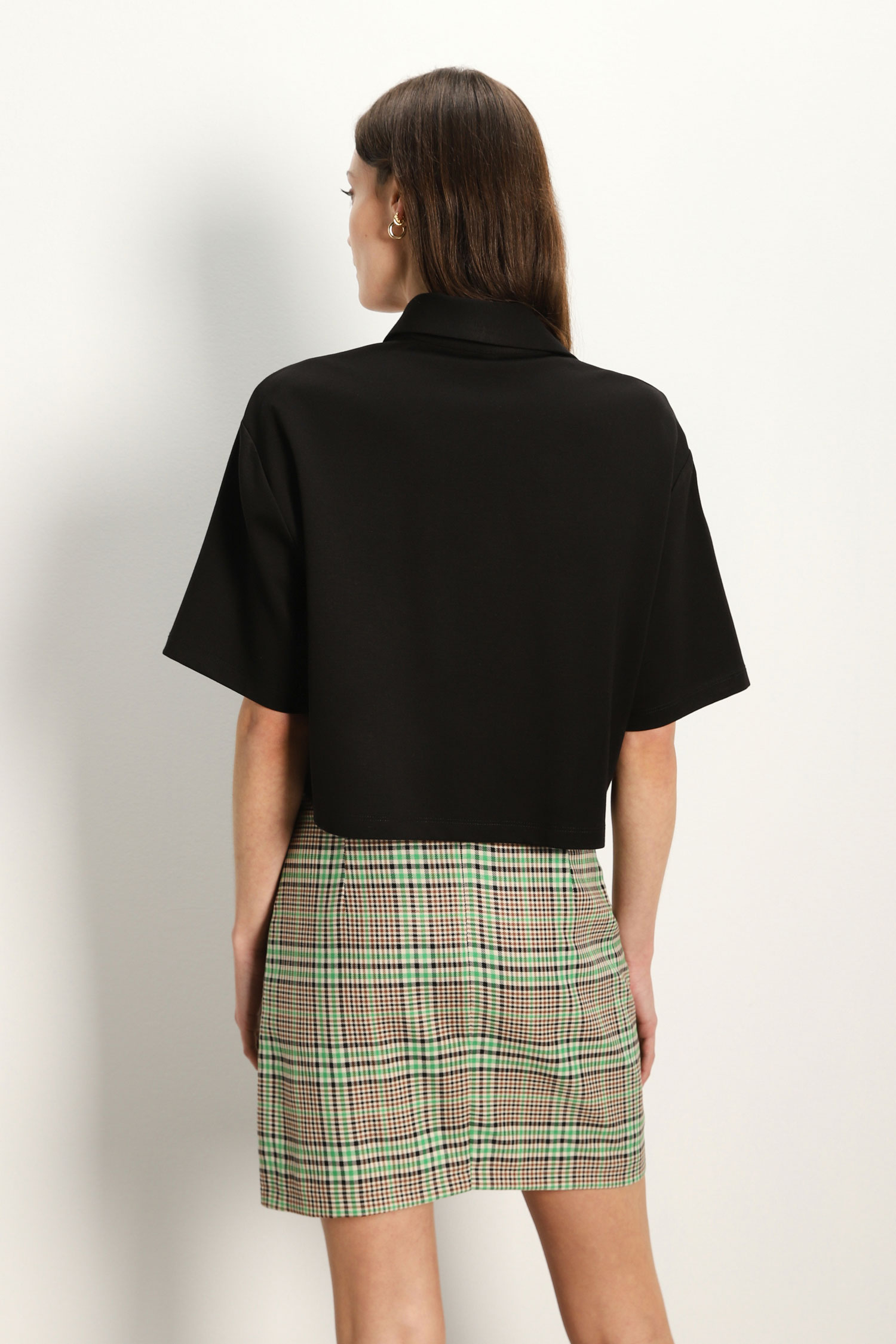 01900_TJ44DAN_01_IR_1