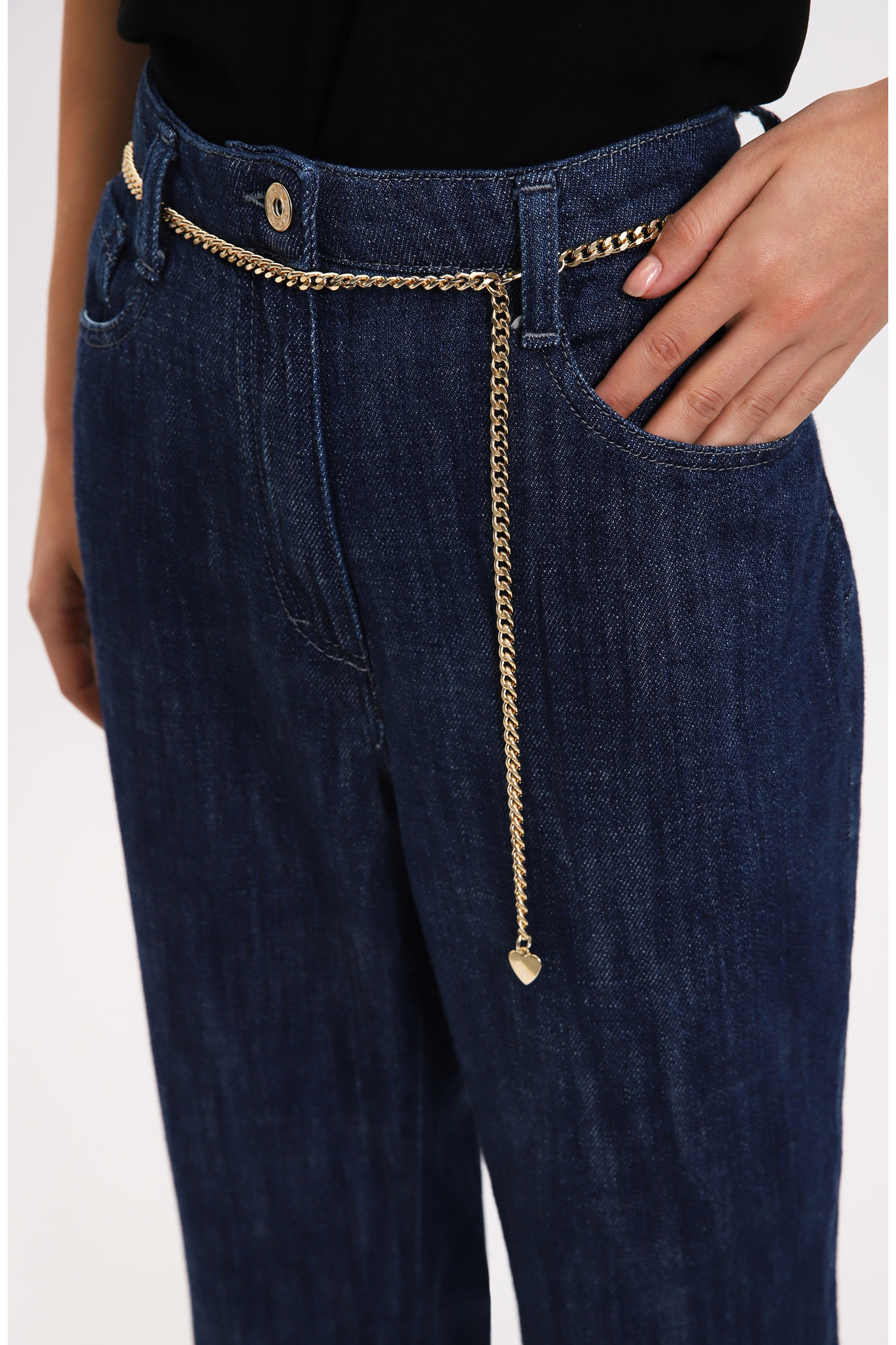 01670_P1G0BGUC10_01_IL